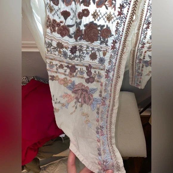 Johnny Was sheer cream blouse, beautifully embroidered, unique - Picture 5 of 8